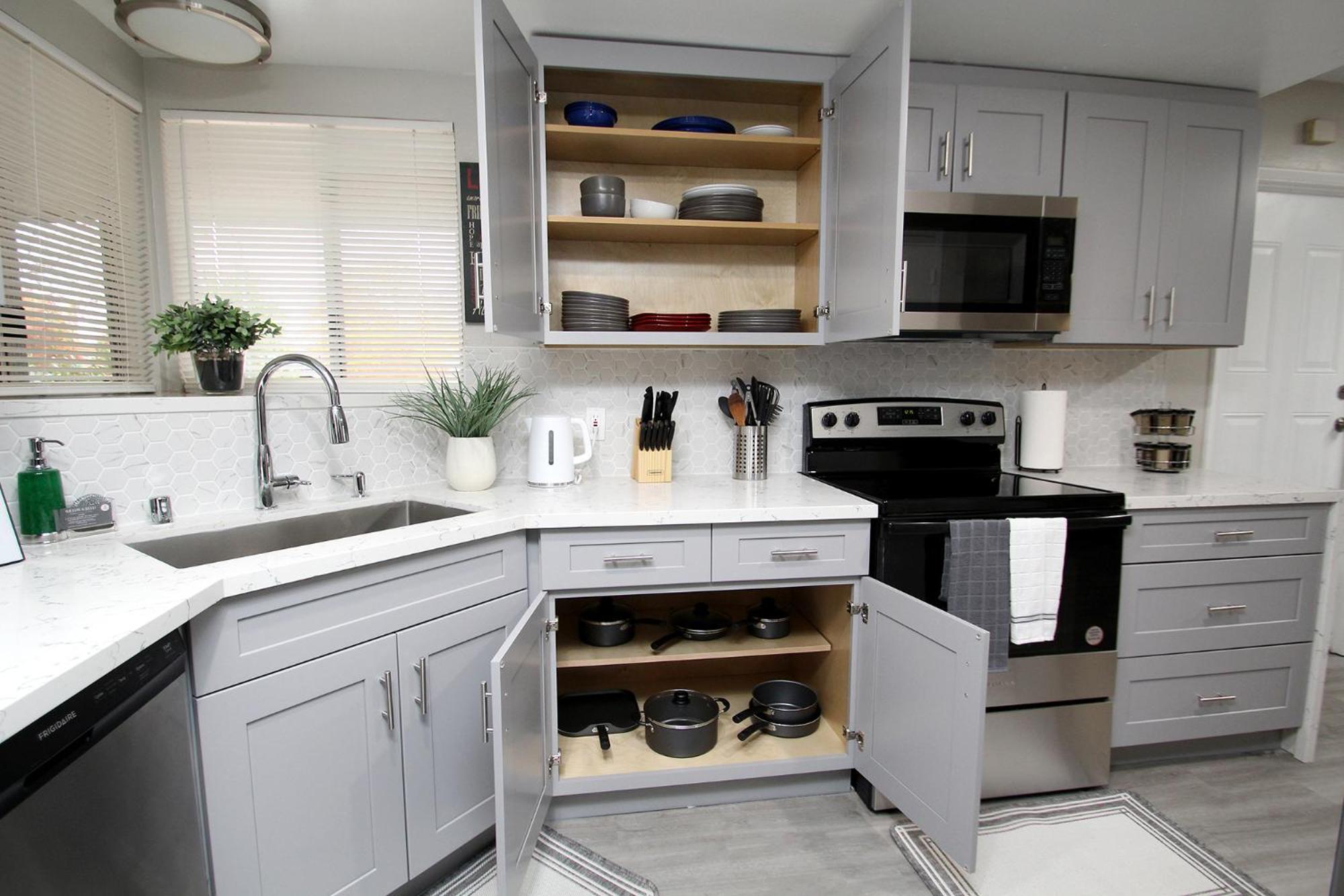 Entire Magill House By Riverpark Holiday home